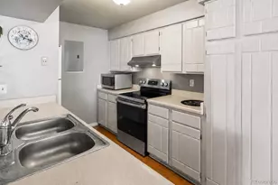 1192 S Eagle Cir, Aurora, CO 80012 - Photo 19