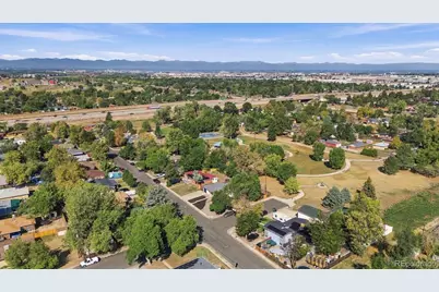 13899 E 25th Avenue, Aurora, CO 80011 - Photo 31