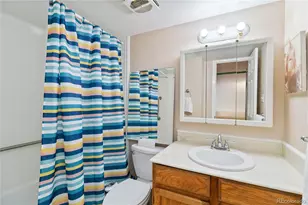 1390 Everett Ct, Lakewood, CO 80215 - Photo 7