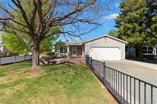 8389 Curlycup Pl, Parker, CO 80134 - Photo 3