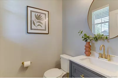 11279 E 25th Drive, Aurora, CO 80010 - Photo 9