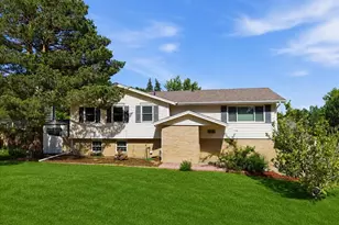 13102 St Paul Dr, Thornton, CO 80241 - Photo 3