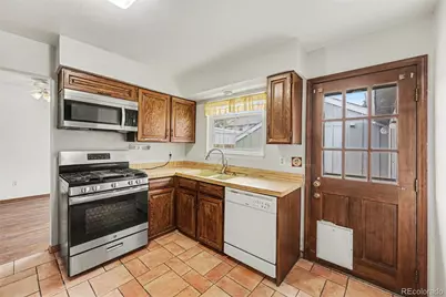 2594 E Geddes Avenue, Centennial, CO 80122 - Photo 9