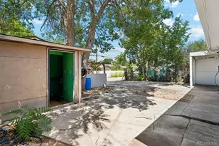 1325 Lima St, Aurora, CO 80010 - Photo 43