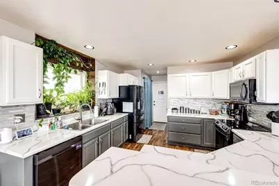 825 Cherokee Street, Strasburg, CO 80136 - Photo 15