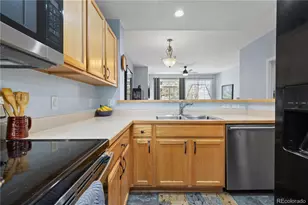 9043 W Phillips Dr, Littleton, CO 80128 - Photo 7