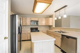 3677 S Uravan St, Aurora, CO 80013 - Photo 5