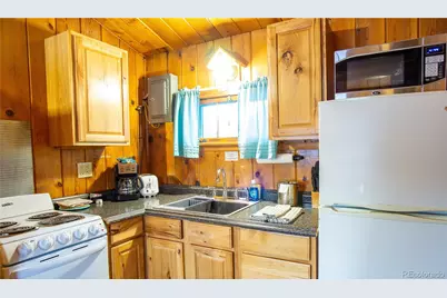 1004 W Main Street #4, Buena Vista, CO 81211 - Photo 3