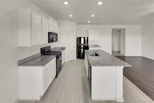 307 Thomas Ave, Keenesburg, CO 80643 - Photo 9