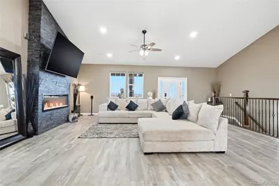 59601 E 56th Avenue, Strasburg, CO 80136 - Photo 9