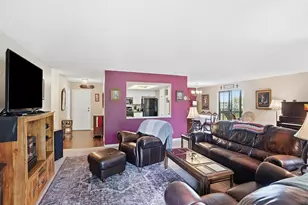 13691 E Marina Dr, Aurora, CO 80014 - Photo 9