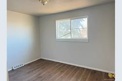 1166 Akron Street, Aurora, CO 80010 - Photo 9