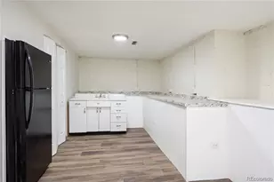 2102 S Pearl St, Denver, CO 80210 - Photo 31