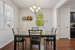 25208 E Ellsworth Pl, Aurora, CO 80018 - Photo 3
