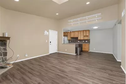 902 S Walden Street #203, Aurora, CO 80017 - Photo 7