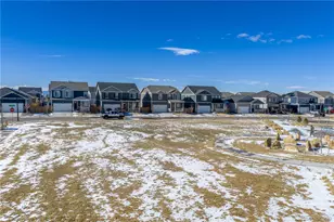 664 N Yantley St, Aurora, CO 80018 - Photo 39