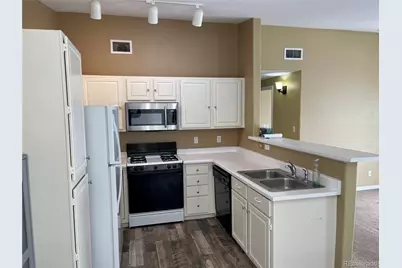 8304 Pebble Creek Way #203, Highlands Ranch, CO 80126 - Photo 5