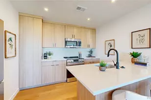 933 Edge Cir, Longmont, CO 80501 - Photo 5