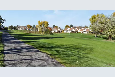 2522 S Worchester Court #B, Aurora, CO 80014 - Photo 23