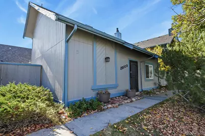 2522 S Worchester Court #B, Aurora, CO 80014 - Photo 1