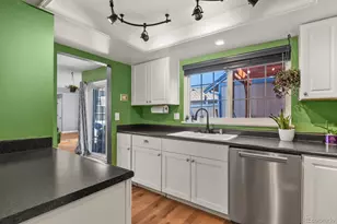 2522 S Worchester Ct, Aurora, CO 80014 - Photo 9