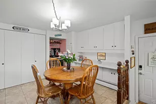 17 Clover Circle, Colorado Springs, CO 80906 - Photo 9