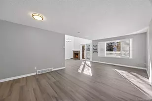 2863 S Lansing Way, Aurora, CO 80014 - Photo 9