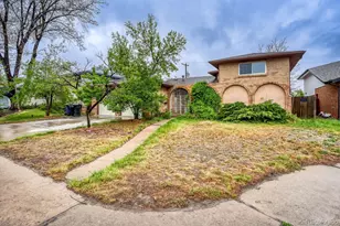 513 S Magnolia Ln, Denver, CO 80224 - Photo 3