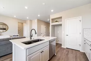 5042 N Tempe St, Aurora, CO 80019 - Photo 11