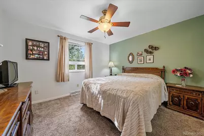 655 S Oakland Street, Aurora, CO 80012 - Photo 9