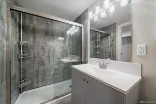 18757 E Hawaii Dr, Aurora, CO 80017 - Photo 17