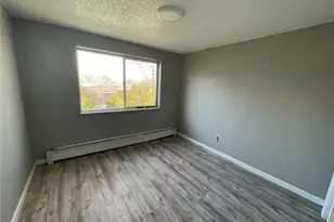 1720 Chester, Aurora, CO 80010 - Photo 7