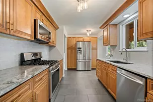 2161 S Allison Ct, Denver, CO 80227 - Photo 15