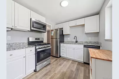 556 Elmira Street, Aurora, CO 80010 - Photo 9