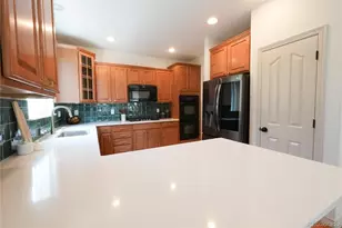 17622 E 98th Way, Commerce City, CO 80022 - Photo 7