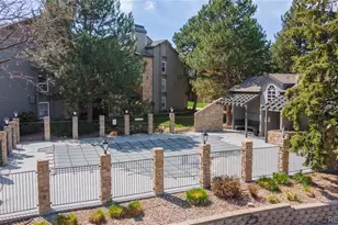 2575 S Syracuse Way, Denver, CO 80231 - Photo 23