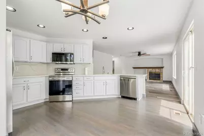 20412 E Chenango Place, Aurora, CO 80015 - Photo 9