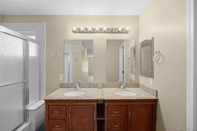 7601 S Quatar Way, Aurora, CO 80016 - Photo 21