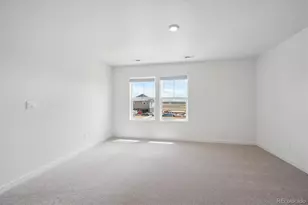 718 N Ukraine St, Aurora, CO 80018 - Photo 15