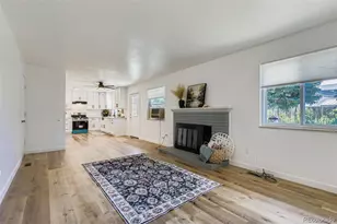 19094 E Kansas Dr, Aurora, CO 80017 - Photo 9