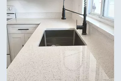 19094 E Kansas Drive, Aurora, CO 80017 - Photo 7