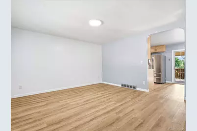 893 S Oswego Court, Aurora, CO 80012 - Photo 7