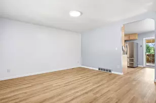 893 S Oswego Ct, Aurora, CO 80012 - Photo 7