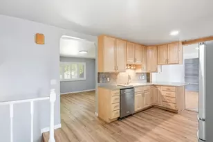 893 S Oswego Ct, Aurora, CO 80012 - Photo 13