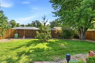 893 S Oswego Ct, Aurora, CO 80012 - Photo 43