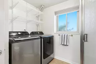 893 S Oswego Ct, Aurora, CO 80012 - Photo 23