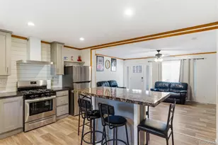 1828 Pitkin St, Aurora, CO 80011 - Photo 7