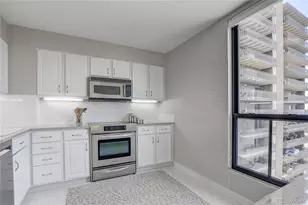 460 S Marion Parkway, Denver, CO 80209 - Photo 9