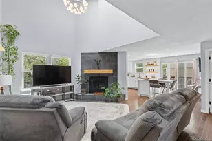639 W Jamison Cir, Littleton, CO 80120 - Photo 9