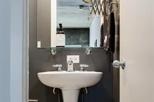 1050 Cherokee St, Denver, CO 80204 - Photo 11